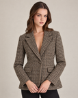 Blazer donna effetto tweed con revers Marrone indossata da Polly 2, foto 3