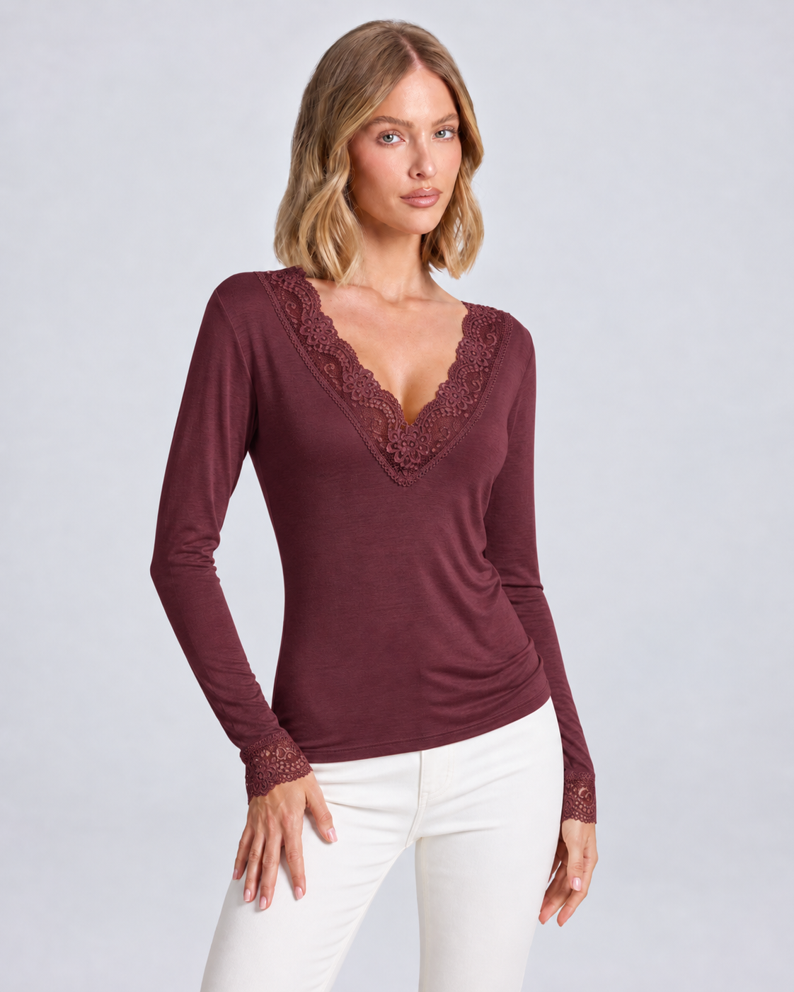 Maglia Scollo a V con Cashmere e Pizzo