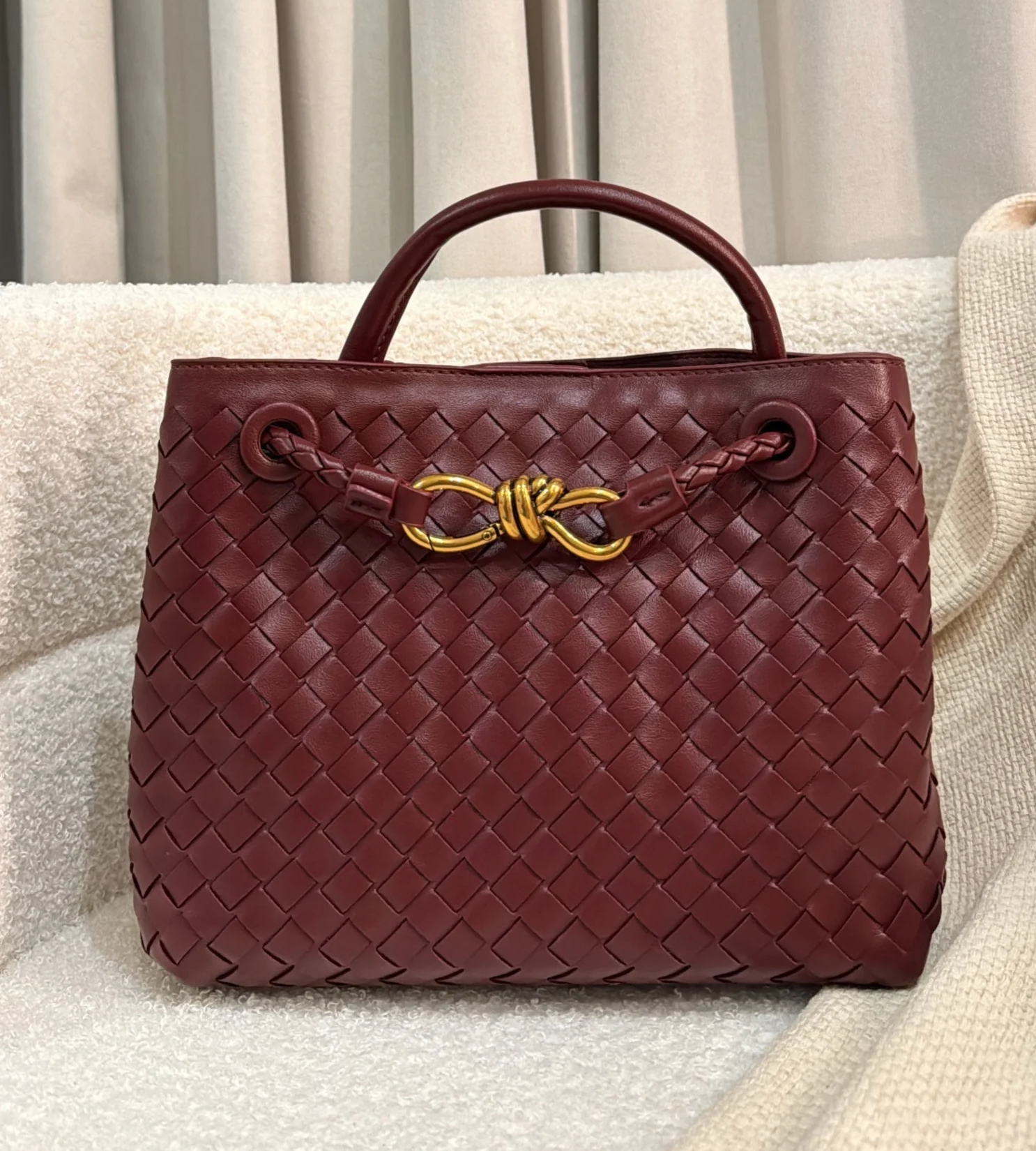 Borsa Andie