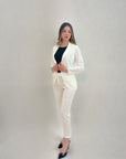 Pantaloni a sigaretta con svolta