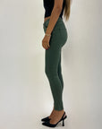 Pantaloni basic in cotone colorati push-up