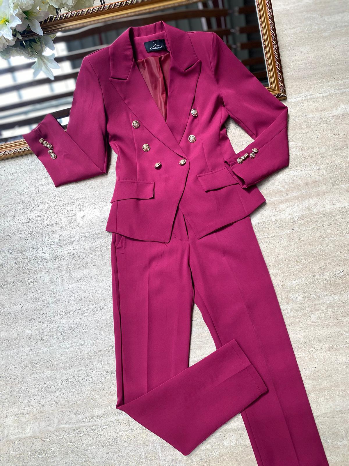 Completo elegante giacca e pantaloni a sigaretta