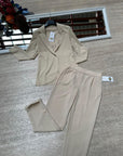 Pantaloni a sigaretta con svolta