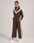 Completo donna b6 8711 marrone indossato da Polly 6, dettaglio frontale