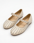 Ballerine Gaia panna con borchie argentate - coppia, vista tre quarti