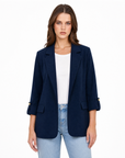 Blazer donna oversize con maniche 3/4 Blu scuro - vista frontale con Polly 2