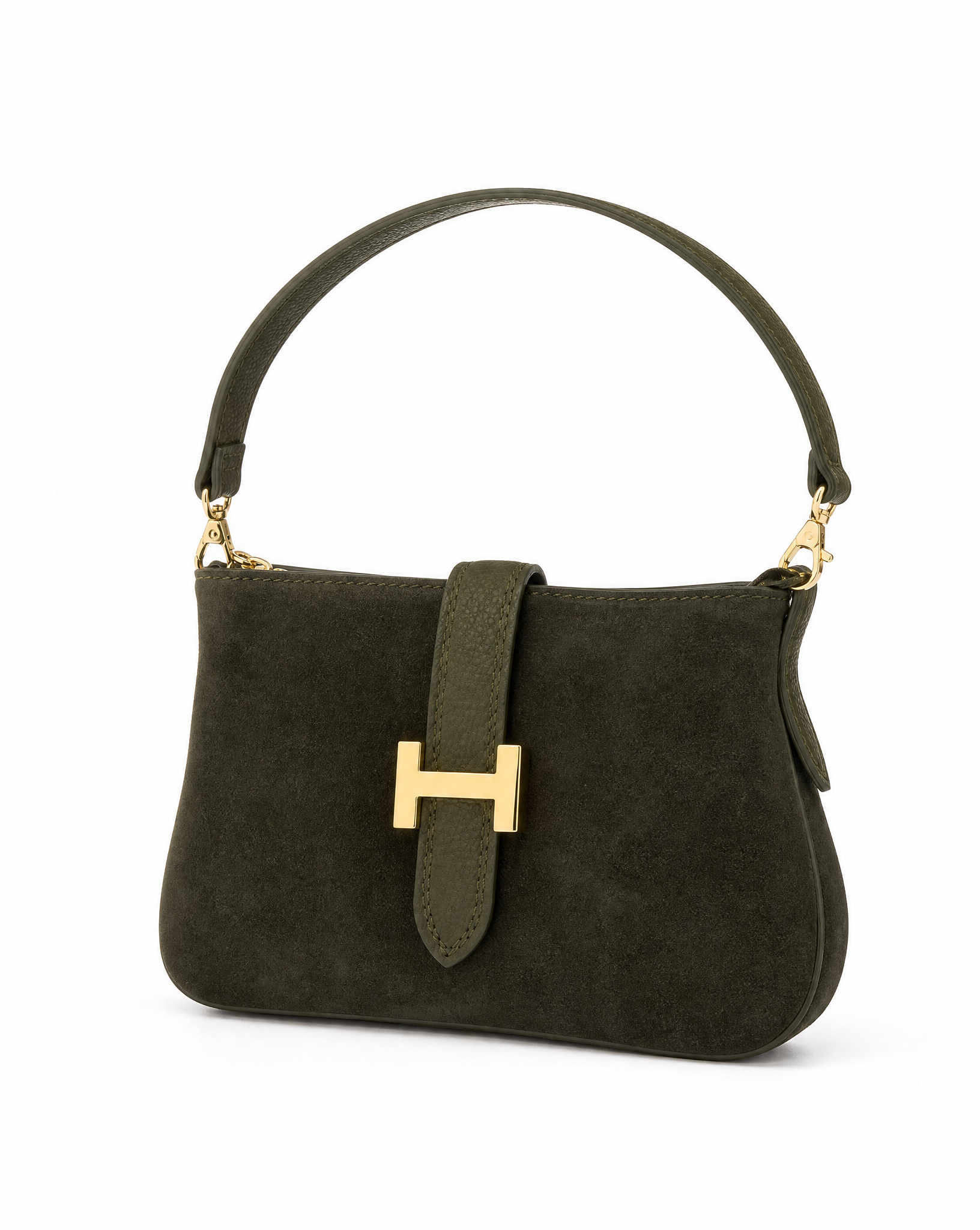 Borsa scamosciata verde militare con fibbia H dorata su sfondo bianco