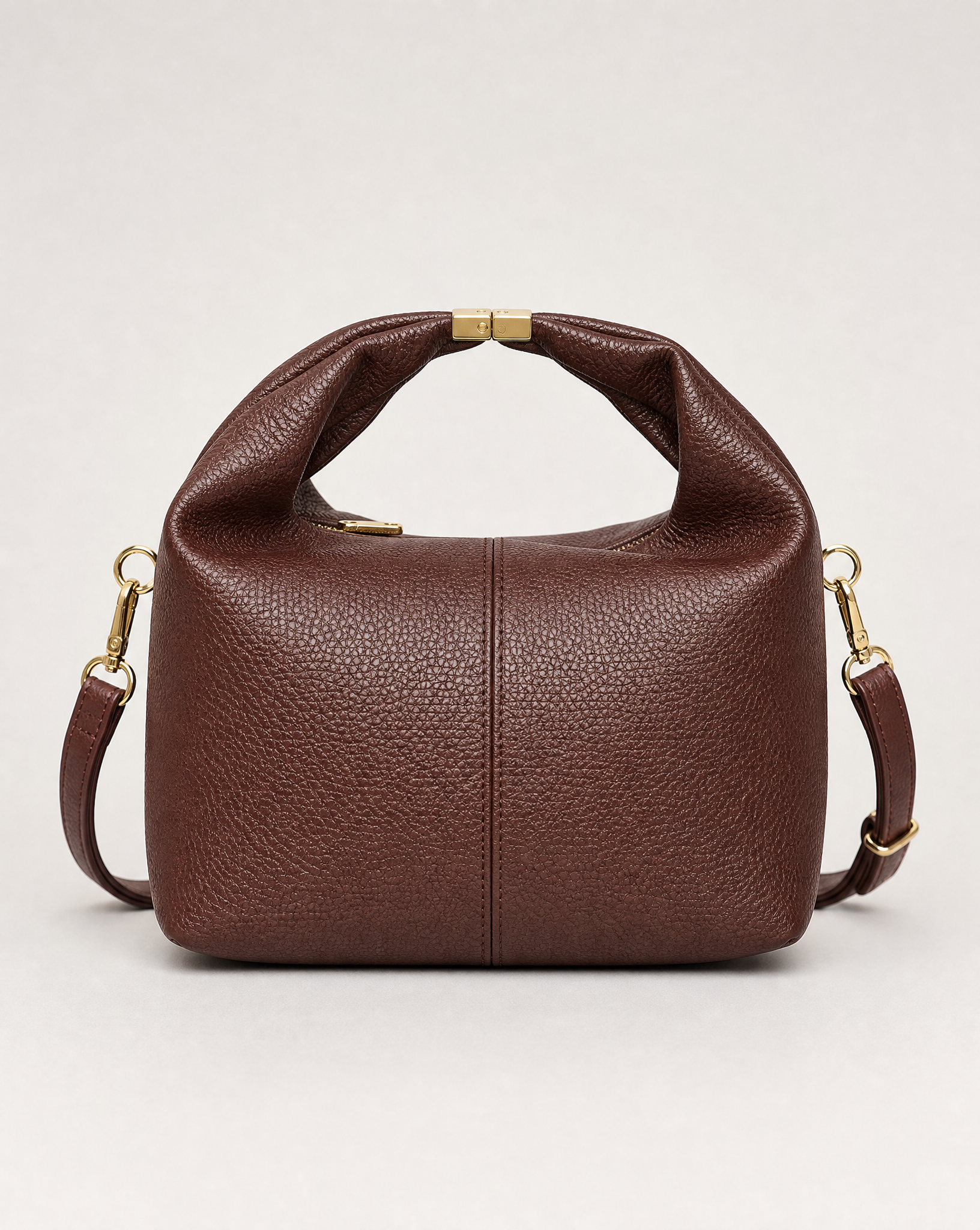 Borsa mini con manico annodato in vera pelle – Marrone, vista frontale