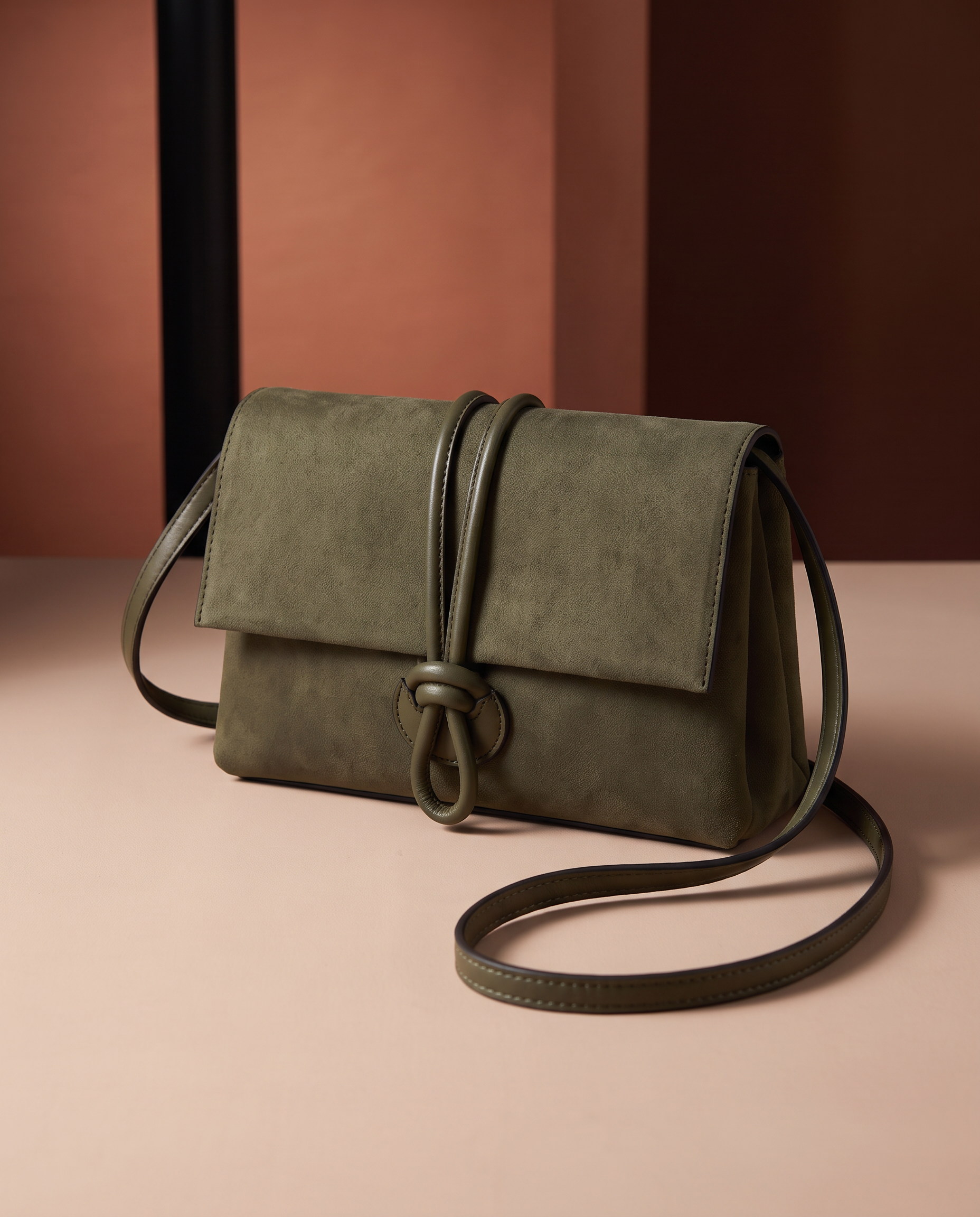 Borsa pochette donna verde militare con nodo, vista singola ravvicinata
