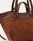 Borsa shopper in vera pelle scamosciata cuoio - dettaglio finiture e manici