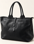 Borsa shopper in vera pelle martellata nero con doppi manici – vista a tre quarti
