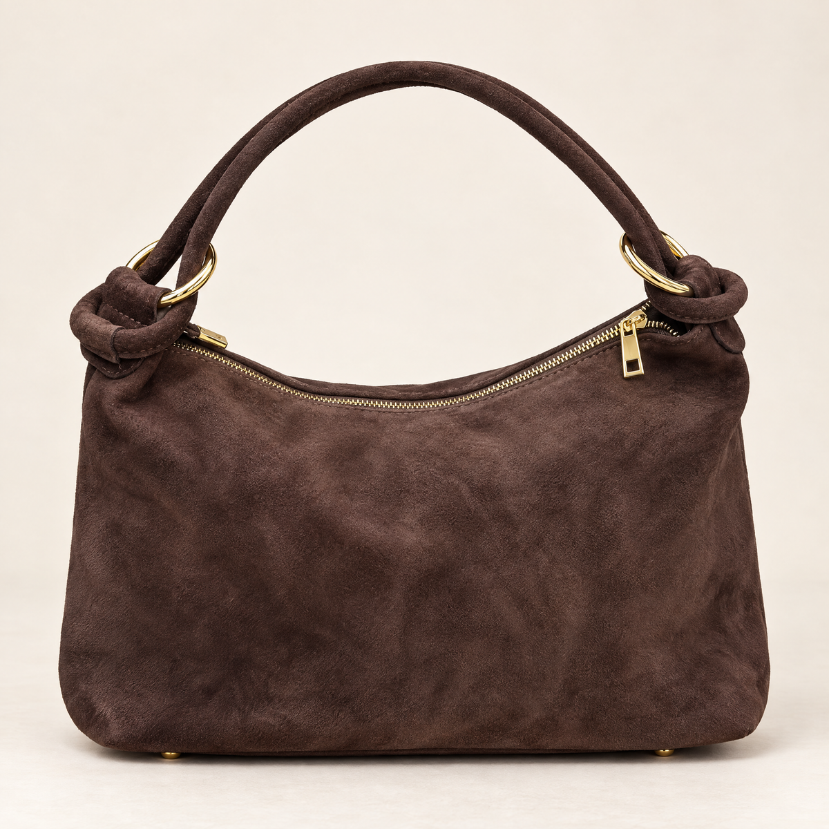 Borsa a spalla marrone in vera pelle scamosciata con anelli dorati – vista frontale