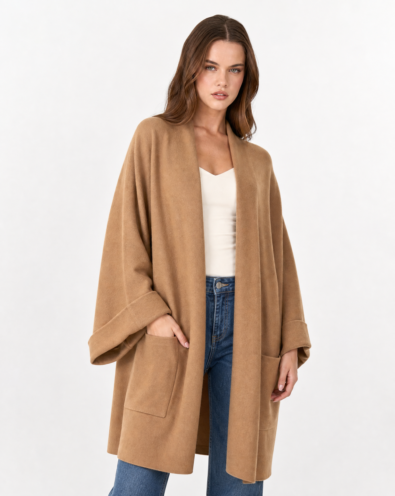 Cardigan lungo donna con tasche camel dettaglio