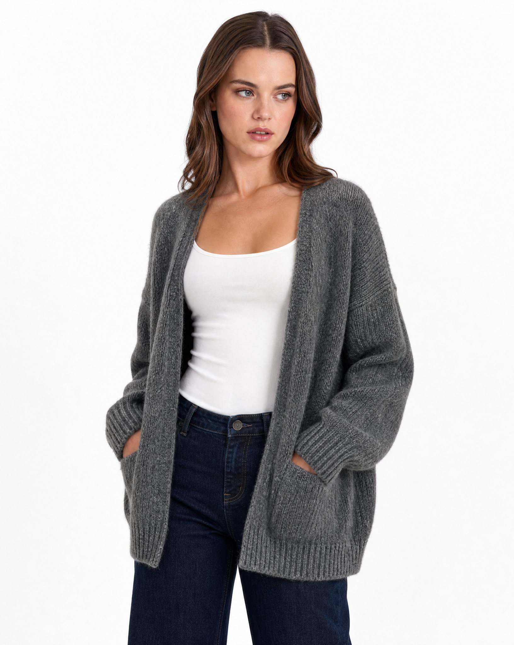 Cardigan donna grigio in misto lana, dettaglio a mezzo busto