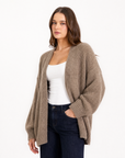 Cardigan donna tortora in misto lana, dettaglio a mezzo busto
