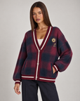 Cardigan giacca donna a quadri bordeaux indossato da Polly 4 - foto 2