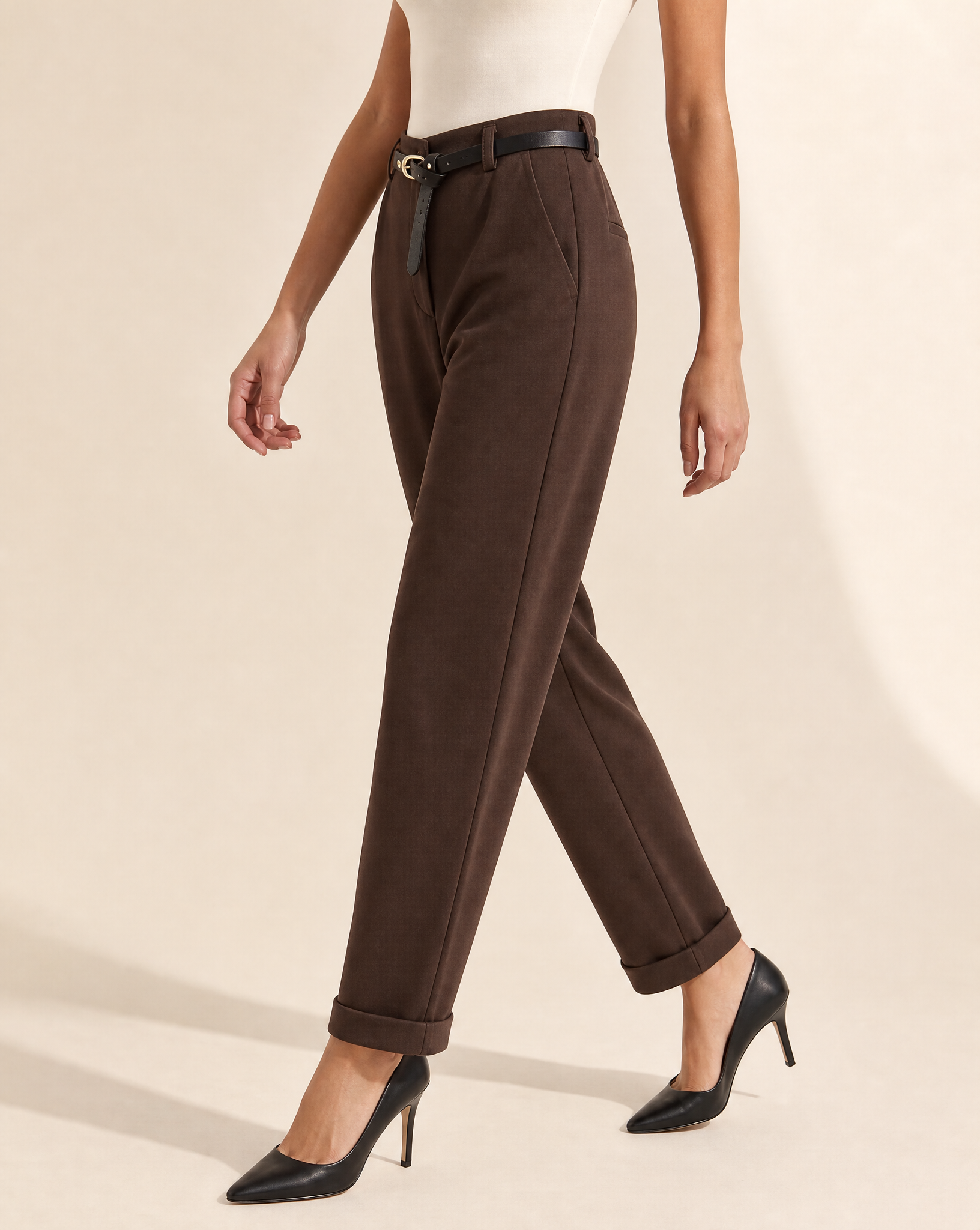 Completo donna 2000 marrone, pantaloni, indossato da Polly 6