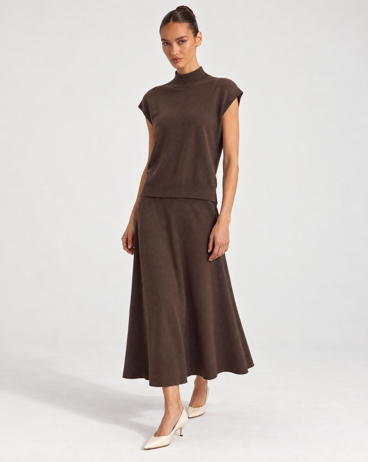 Completo in maglia con gonna lunga marrone – Polly 6 – tre-quarti