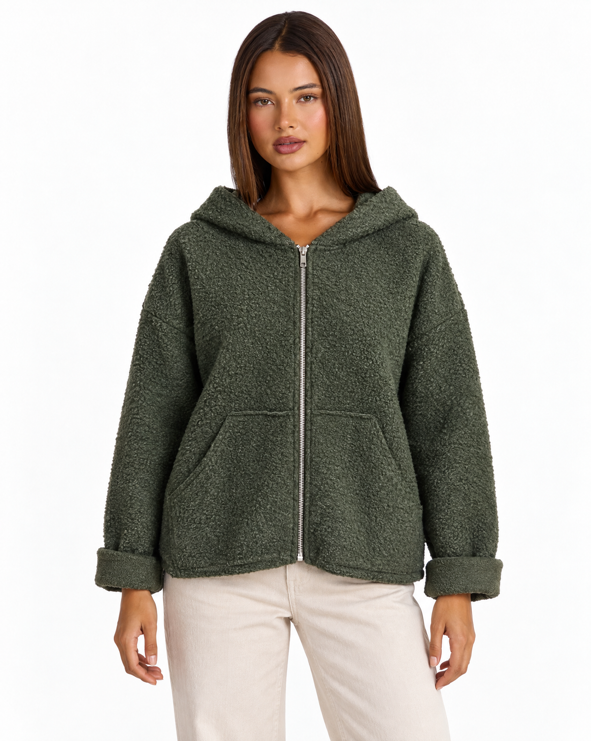 Felpa donna bouclé con cappuccio e zip Verde scuro indossata da Polly 4 - frontale