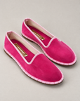 Friulane in velluto Fucsia con bordi rosa chiaro – vista obliqua