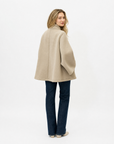 Giacca donna in neoprene Beige, vista retro, indossata da Polly 5