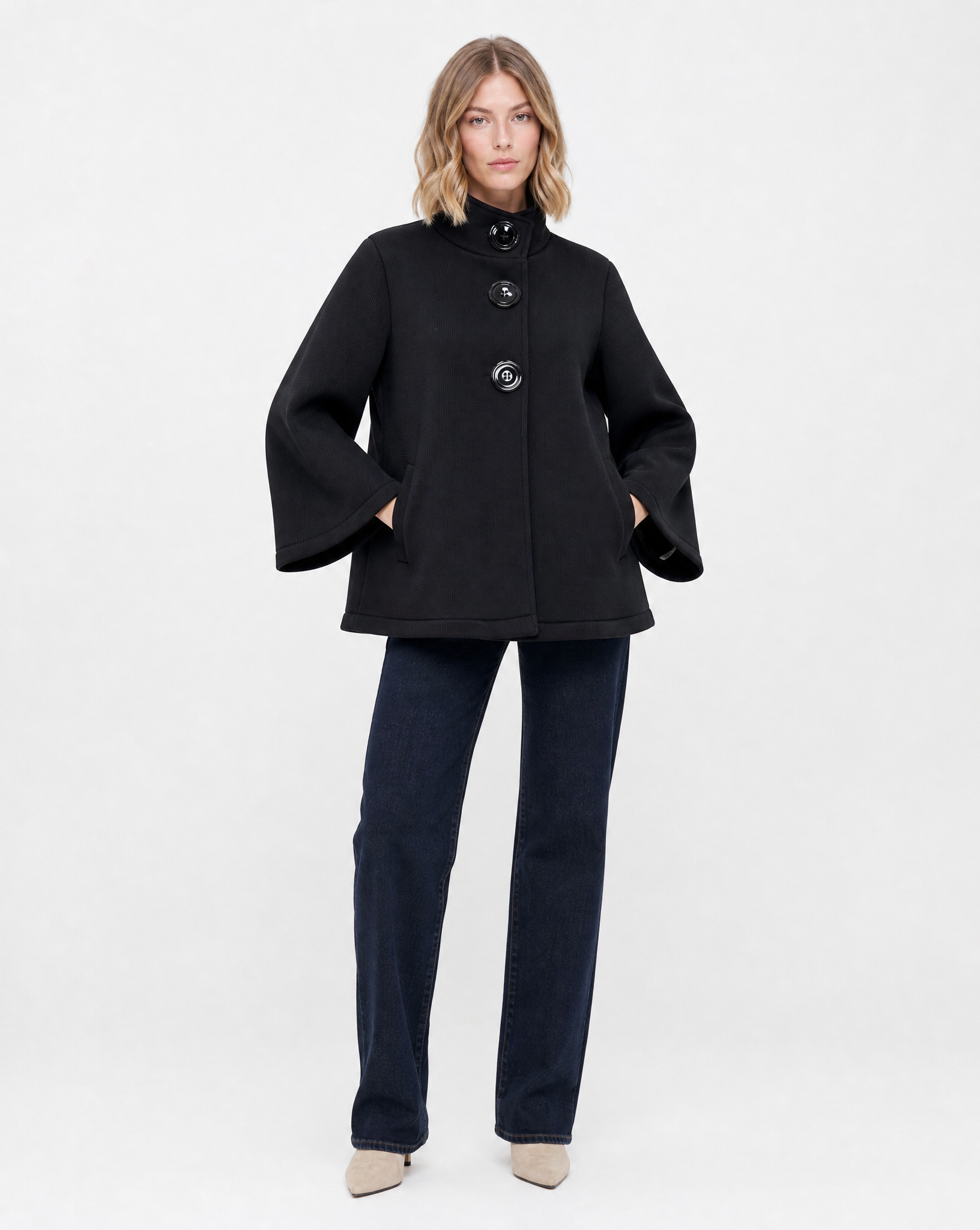 Giacca donna in neoprene Nero, vista frontale, indossata da Polly 5