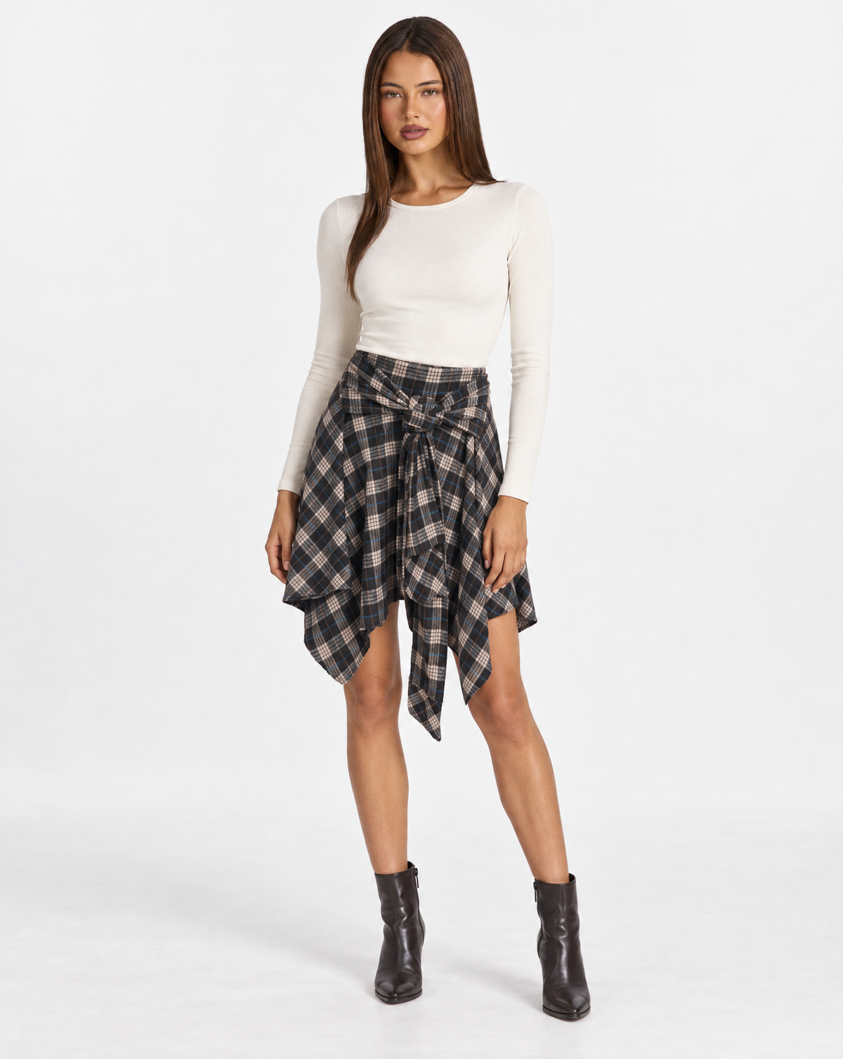 Gonna tartan asimmetrica Marrone con nodo in vita, Polly 4 – vista frontale