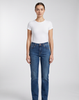 Jeans straight fit blu DS69 indossato, vista frontale