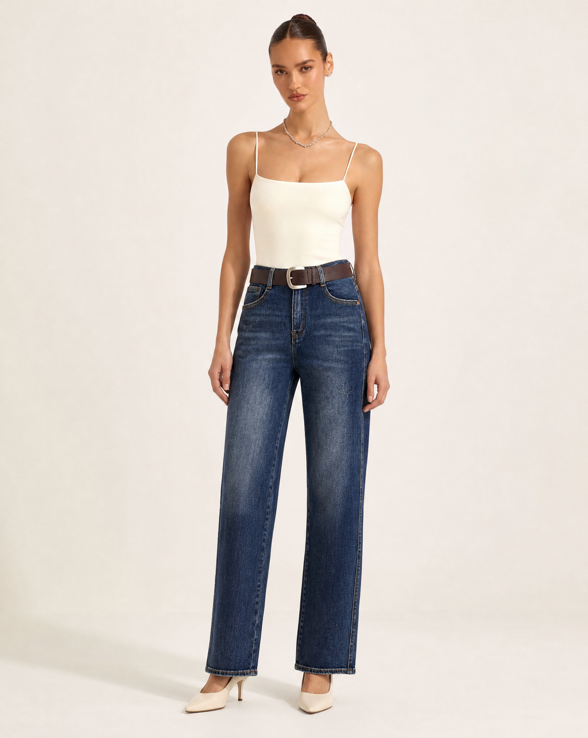 Jeans DS73 indossato da Polly 6, vista frontale