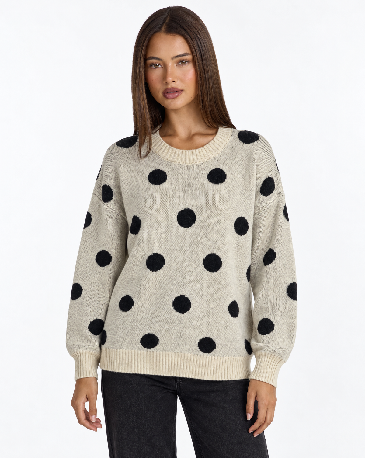 Maglia a pois Bianco con girocollo indossata da Polly 4 – parte superiore