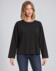 Maglia donna girocollo in cotone elasticizzato 1888 Nero, vista frontale su modella