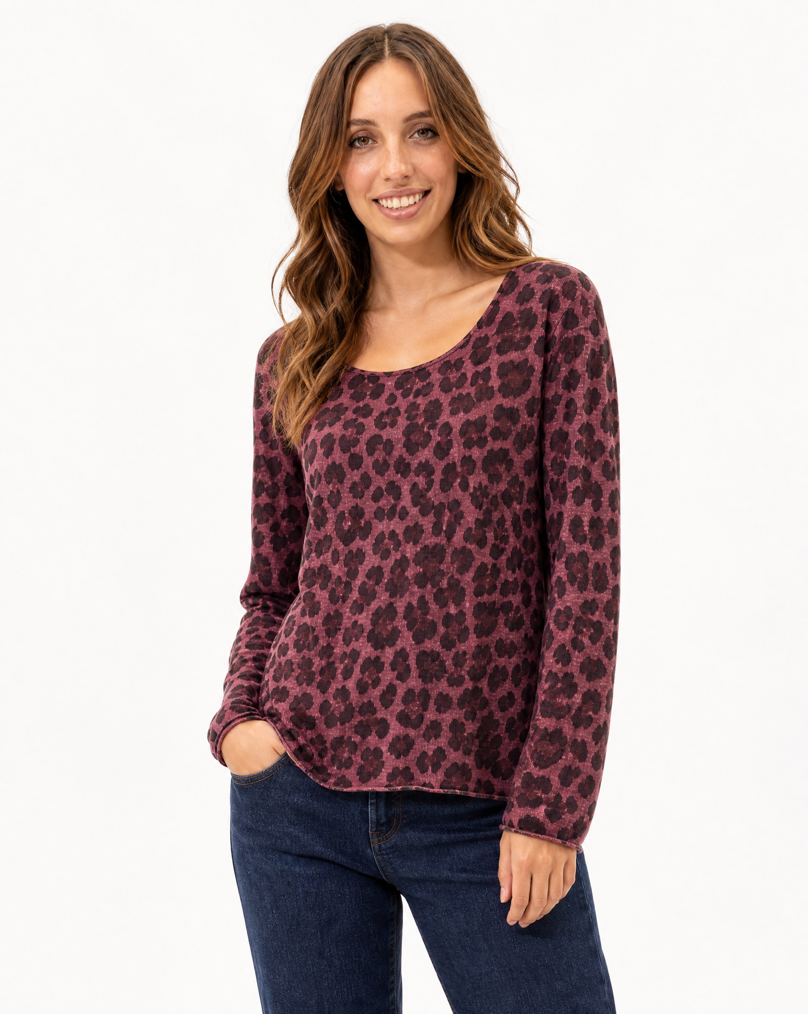 Maglia donna maculata bordeaux, dettaglio mezzo busto