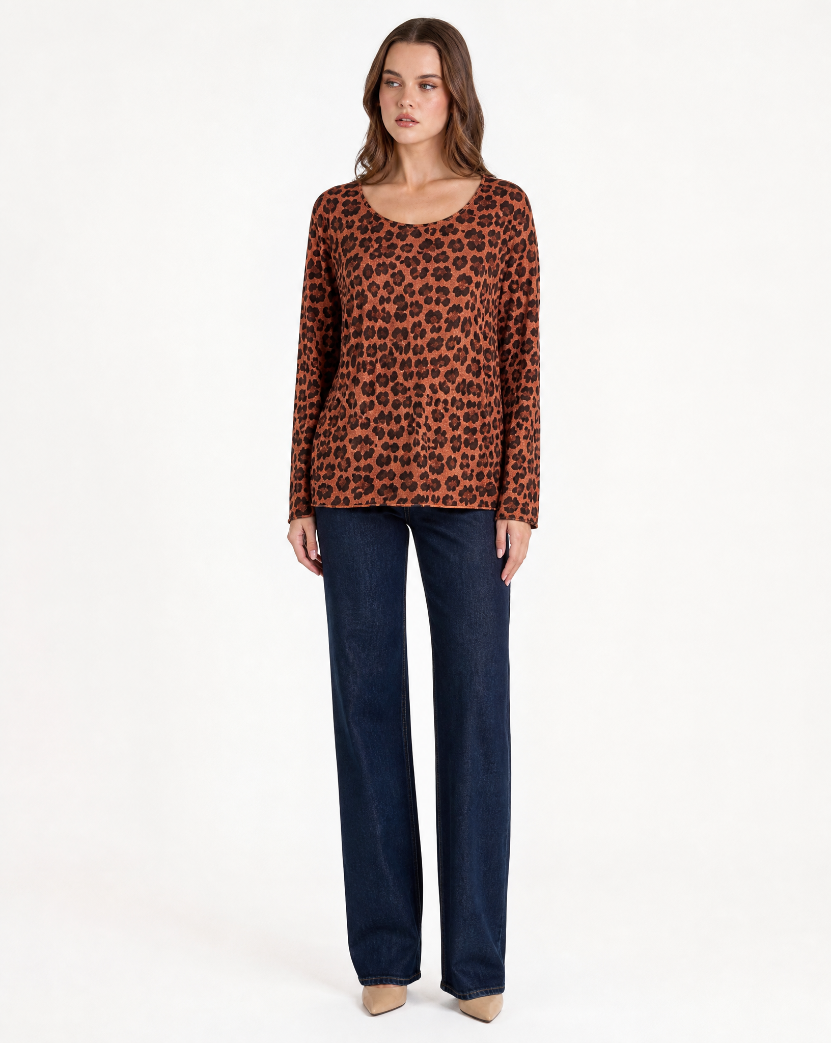 Maglia donna maculata coccio, figura intera