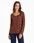 Maglia donna maculata coccio, dettaglio mezzo busto