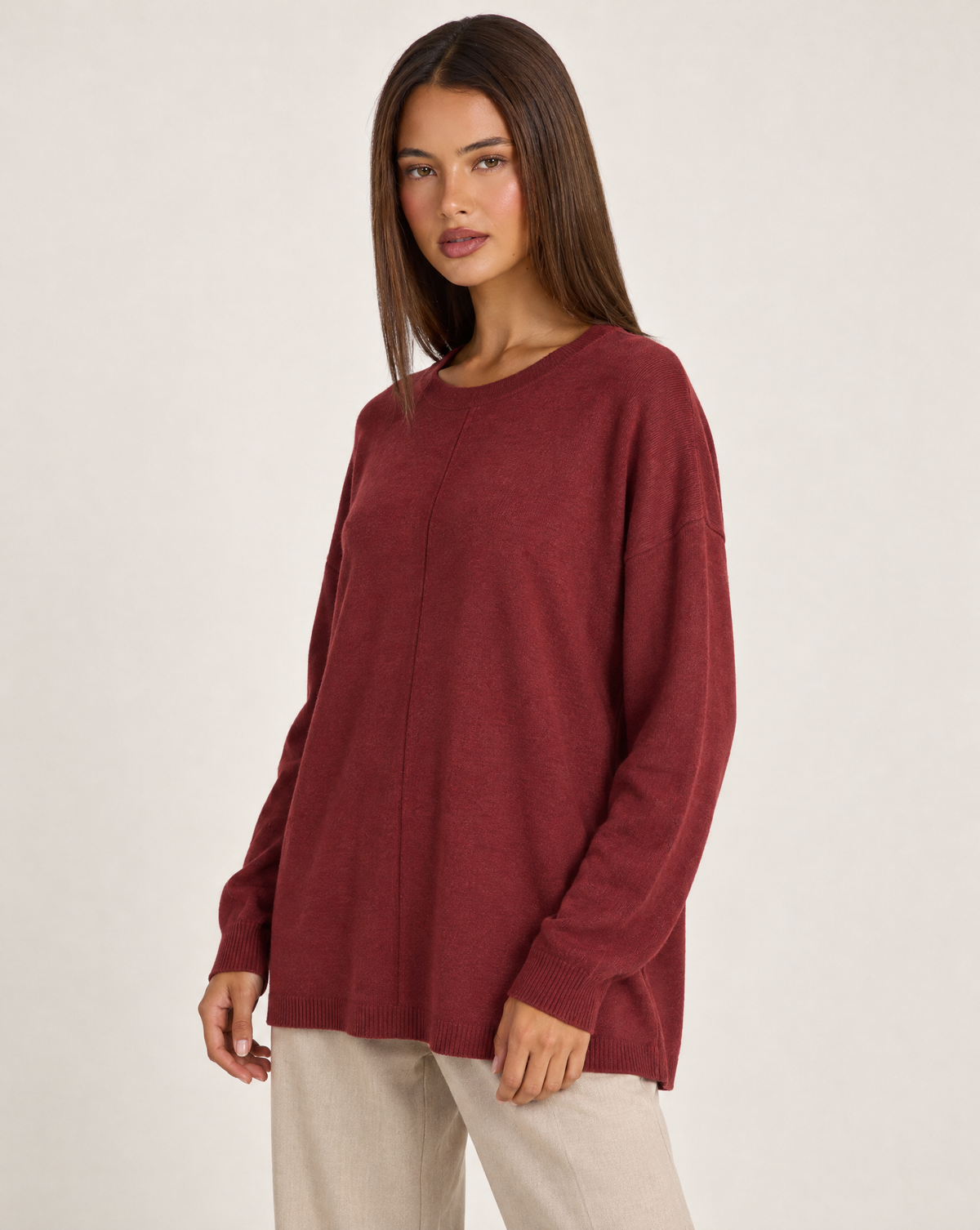 Maglia donna lunga girocollo bordò — tre-quarti con Polly 4