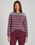 Maglia donna a righe in misto viscosa grigio indossata da Polly 4, vista frontale