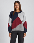Maglia donna girocollo a blocchi di colore Blu indossata da Polly 4 — vista frontale