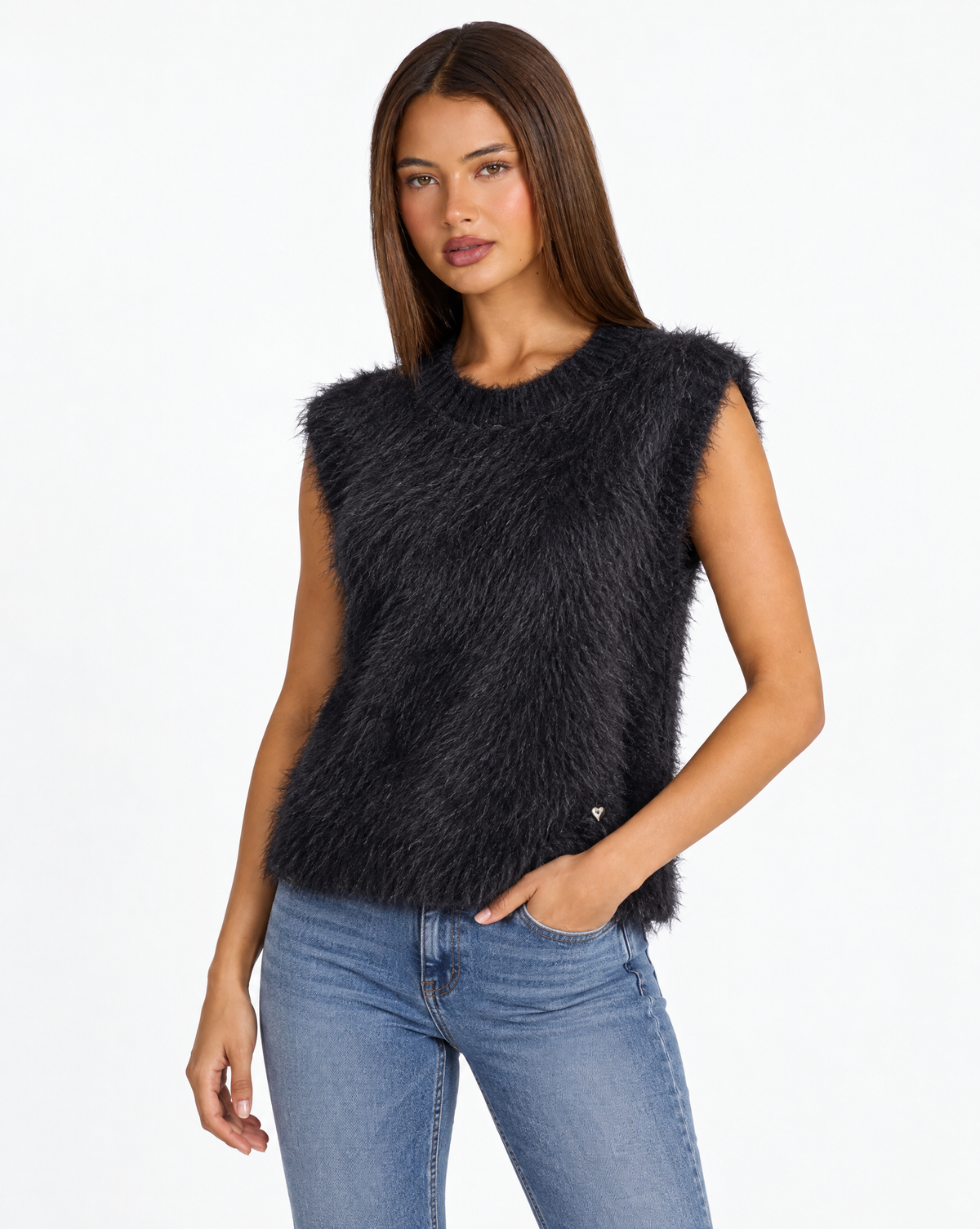 Maglia donna effetto peluche con girocollo b7 7172 Nero con Polly 4 – tre quarti