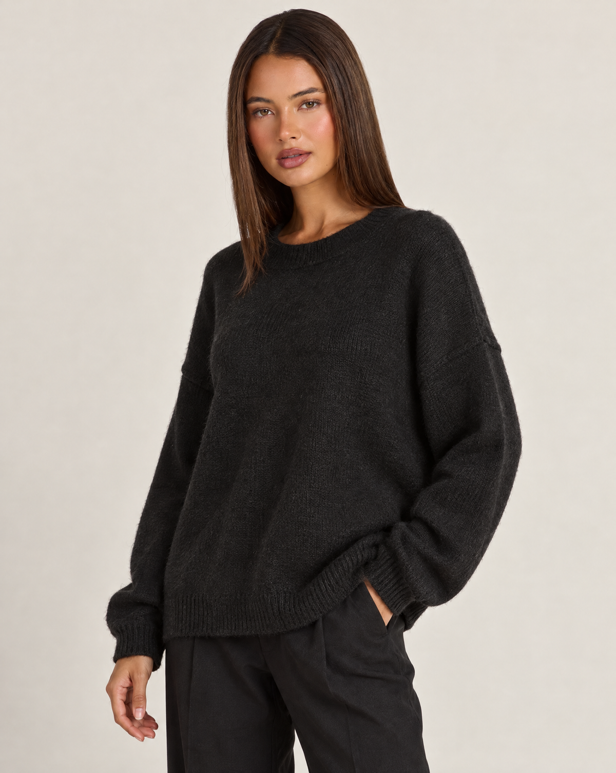 Maglia donna girocollo nero con Polly 4 – tre-quarti