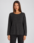 Maglia donna luminosa nero con Polly 4, vista frontale