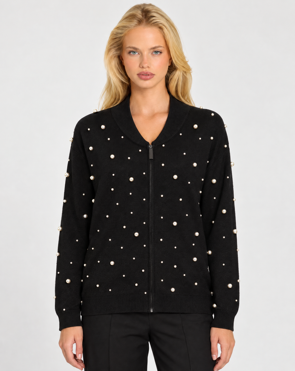 Maglia con zip dettaglio perle nero – Polly 7, vista frontale