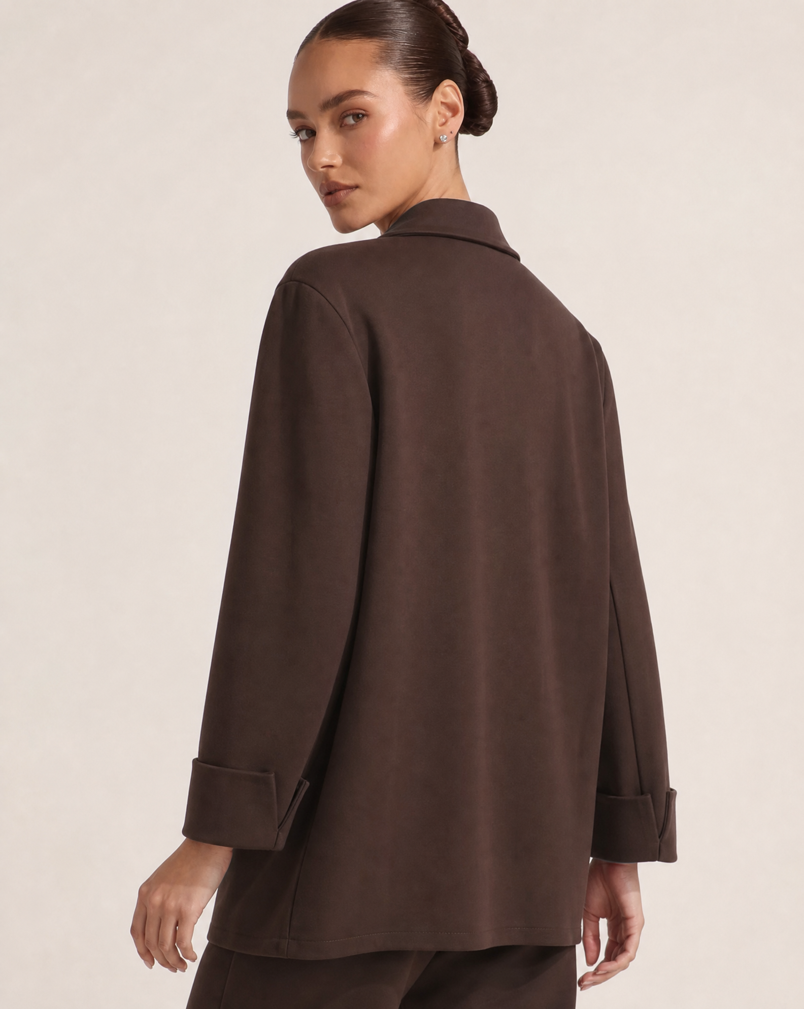 Blazer n4 6062 marrone su Polly 6, vista posteriore