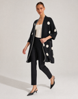 Cardigan donna n44 3051 indossato da Polly 6, posa dinamica
