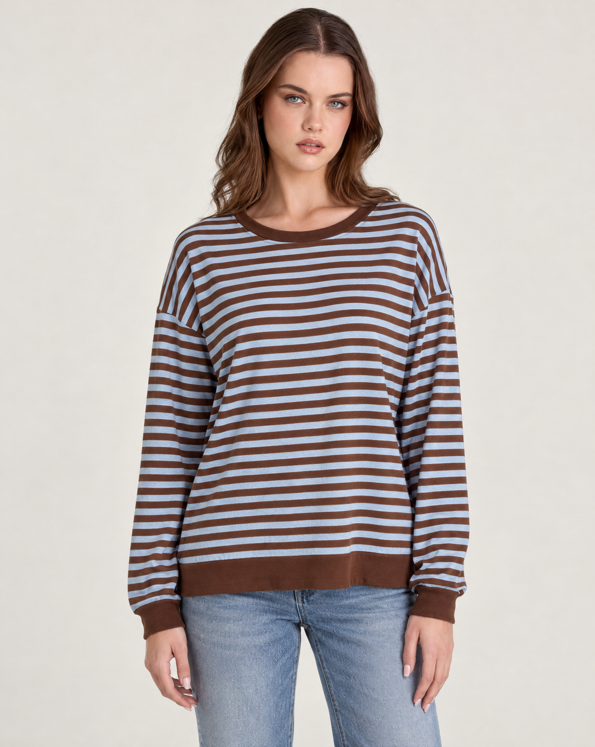 Maglia donna a righe in cotone elasticizzato Azzurro indossata da Polly 2, foto 1