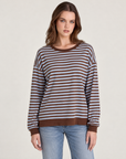 Maglia donna a righe in cotone elasticizzato Azzurro indossata da Polly 2, foto 1