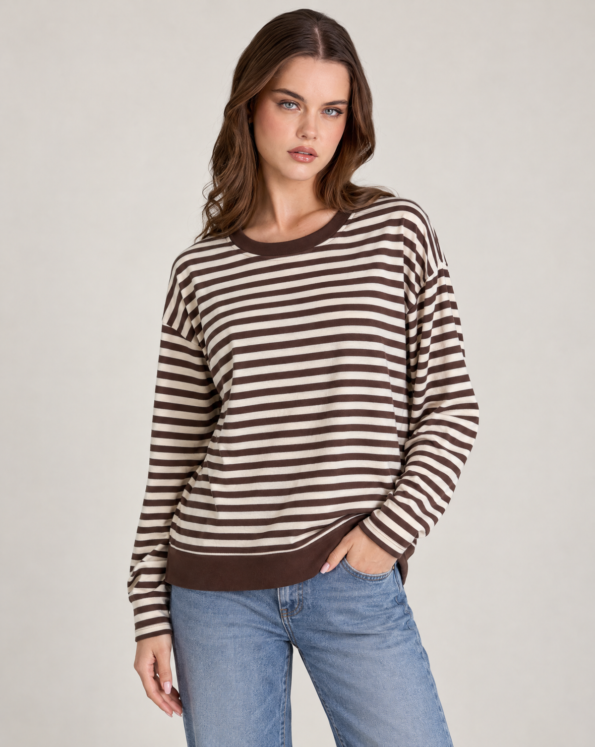 Maglia donna a righe in cotone elasticizzato Bianco indossata da Polly 2, foto 2