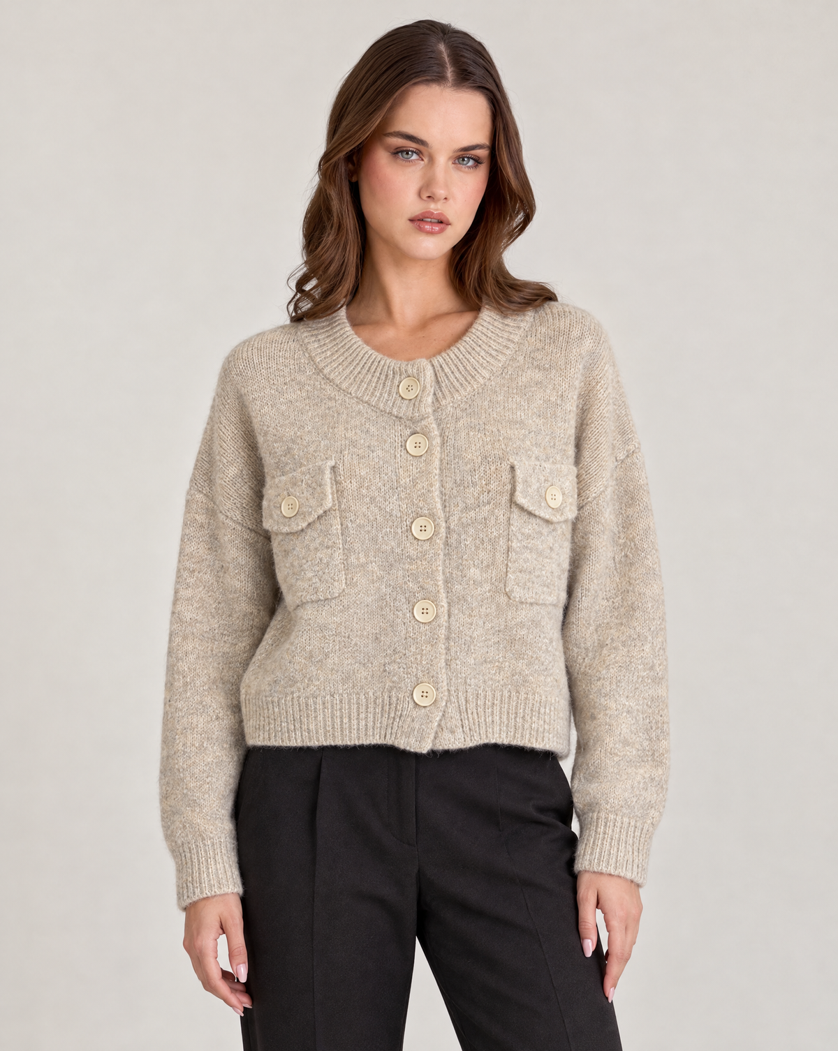 n80 26118-1 cardigan mélange Beige indossato da Polly 2, foto 1