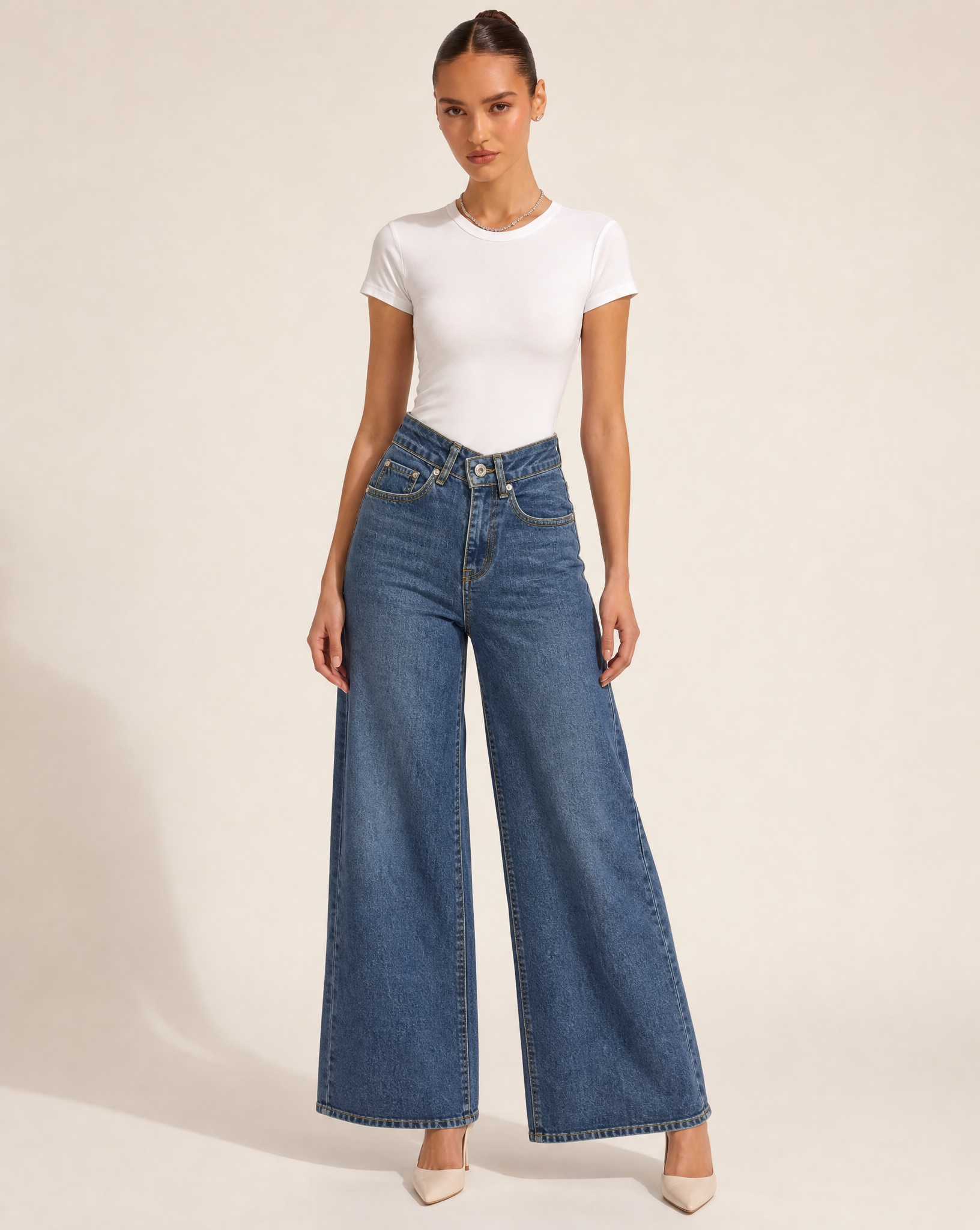Jeans donna n83 5023 indossato da Polly 6, vista frontale