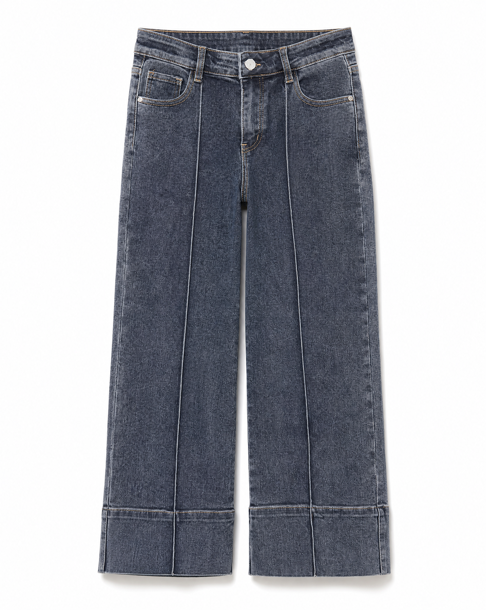 Jeans n87 7572 su sfondo bianco