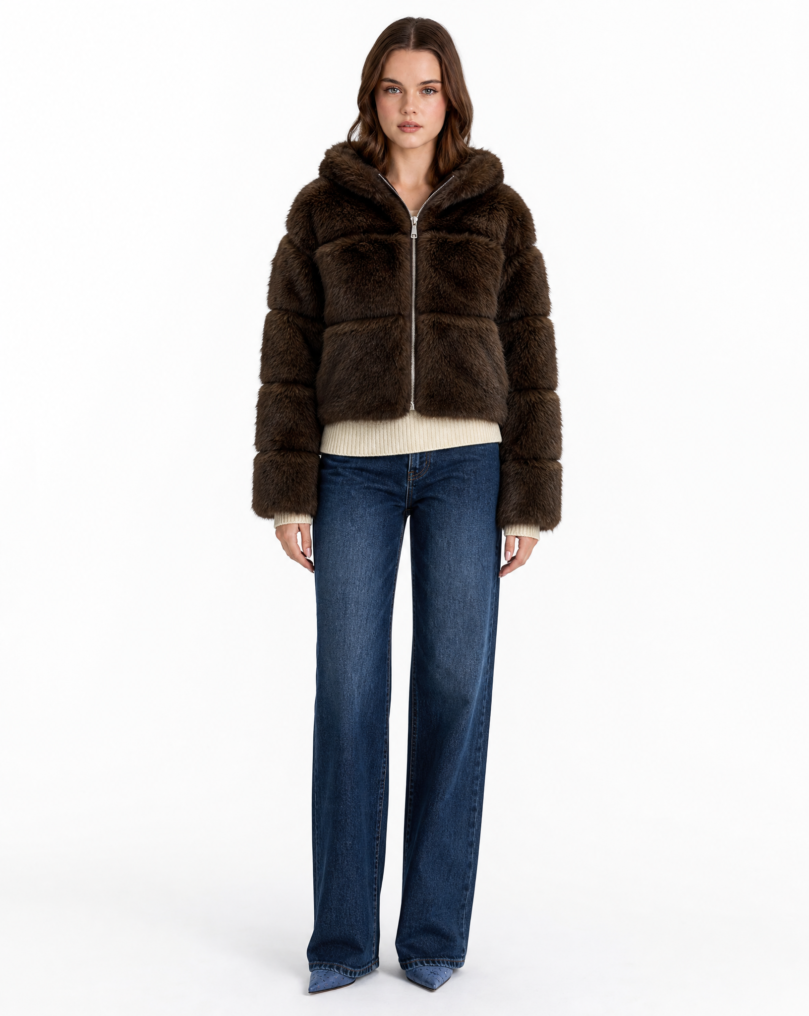 Giacca donna in ecopelliccia marrone con zip - vista frontale